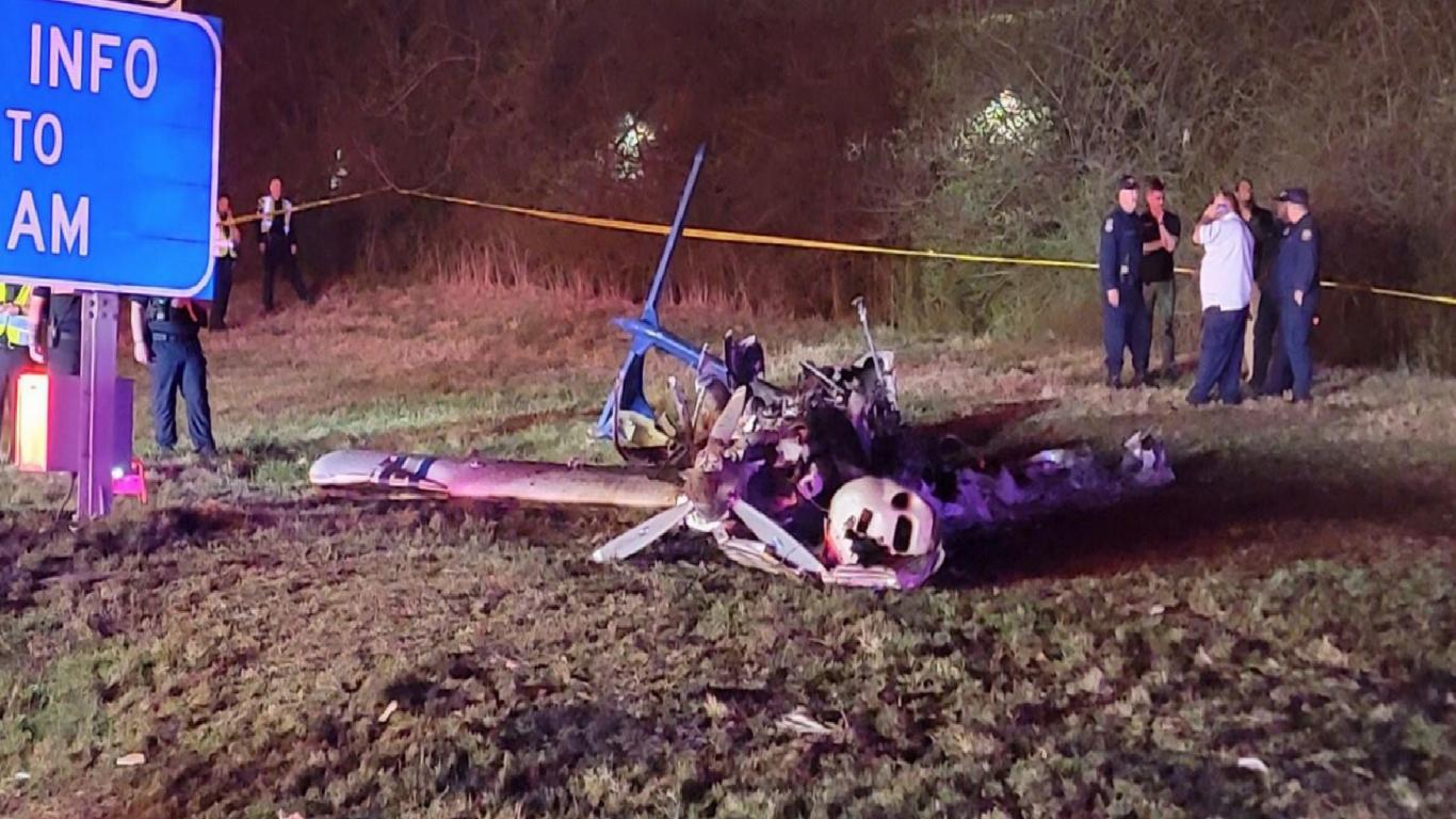 Single-engine plane crashes in the US, killing 4