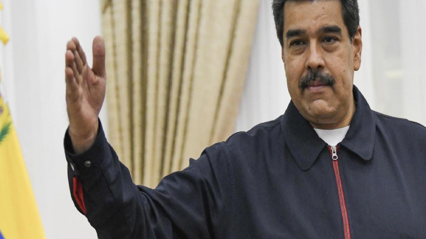 Venezuelan leader Maduro moves Christmas holiday to October